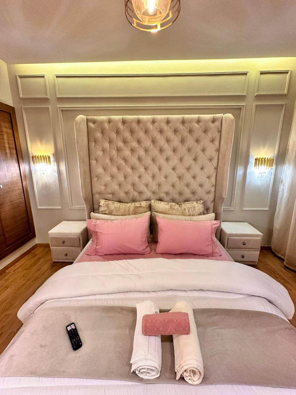 Appartement Luxueux Avec Piscine 10 Minutes Du Centre Ville Marakeş Dış mekan fotoğraf