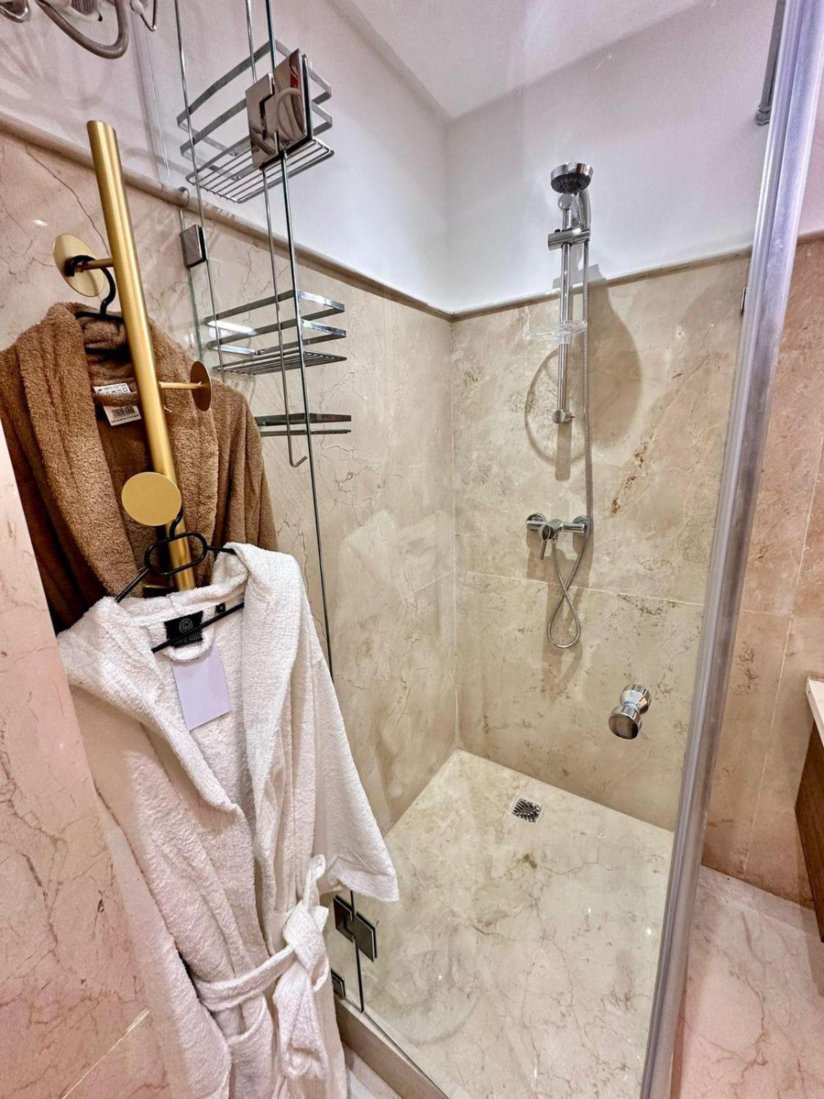 Appartement Luxueux Avec Piscine 10 Minutes Du Centre Ville Marakeş Dış mekan fotoğraf