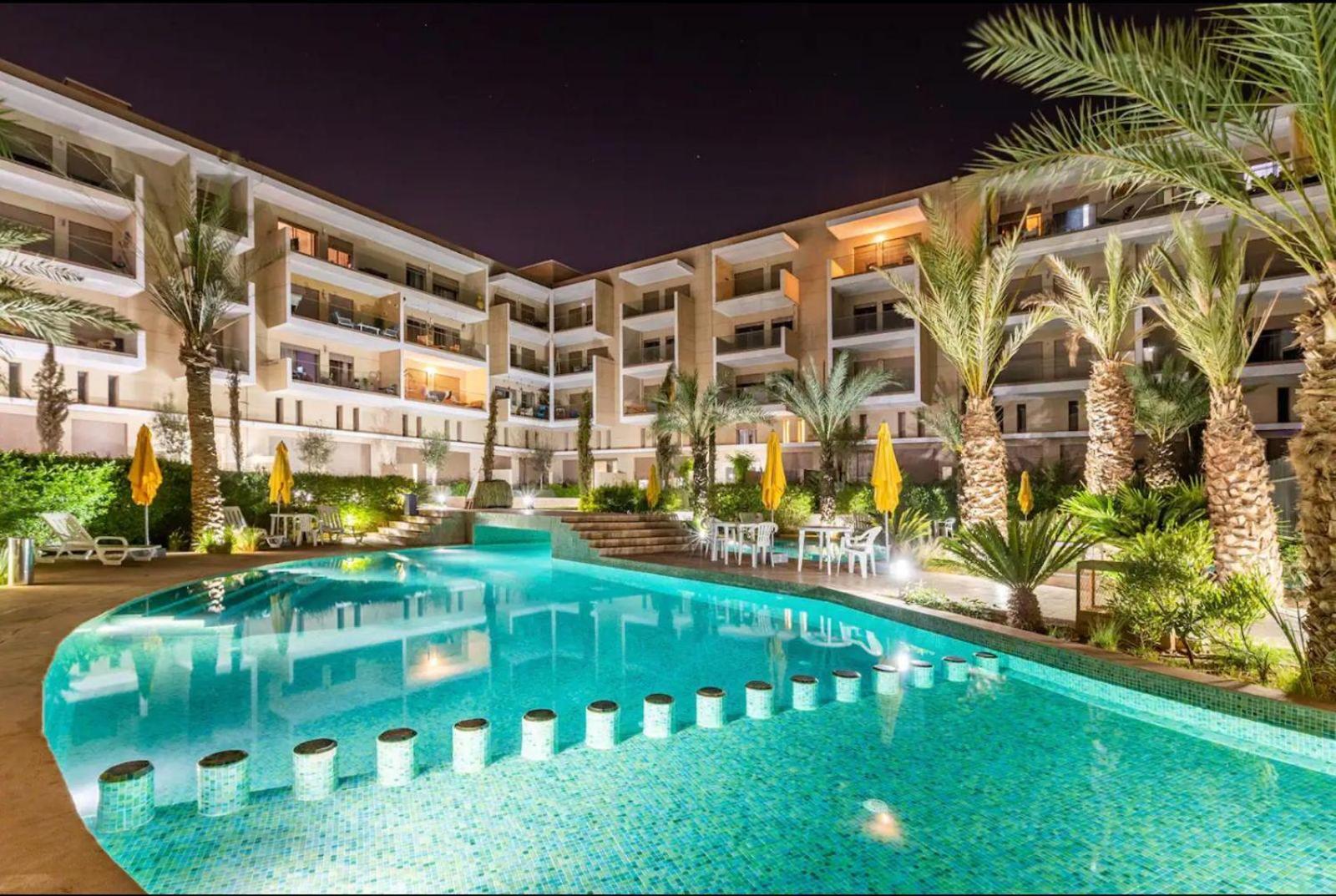 Appartement Luxueux Avec Piscine 10 Minutes Du Centre Ville Marakeş Dış mekan fotoğraf